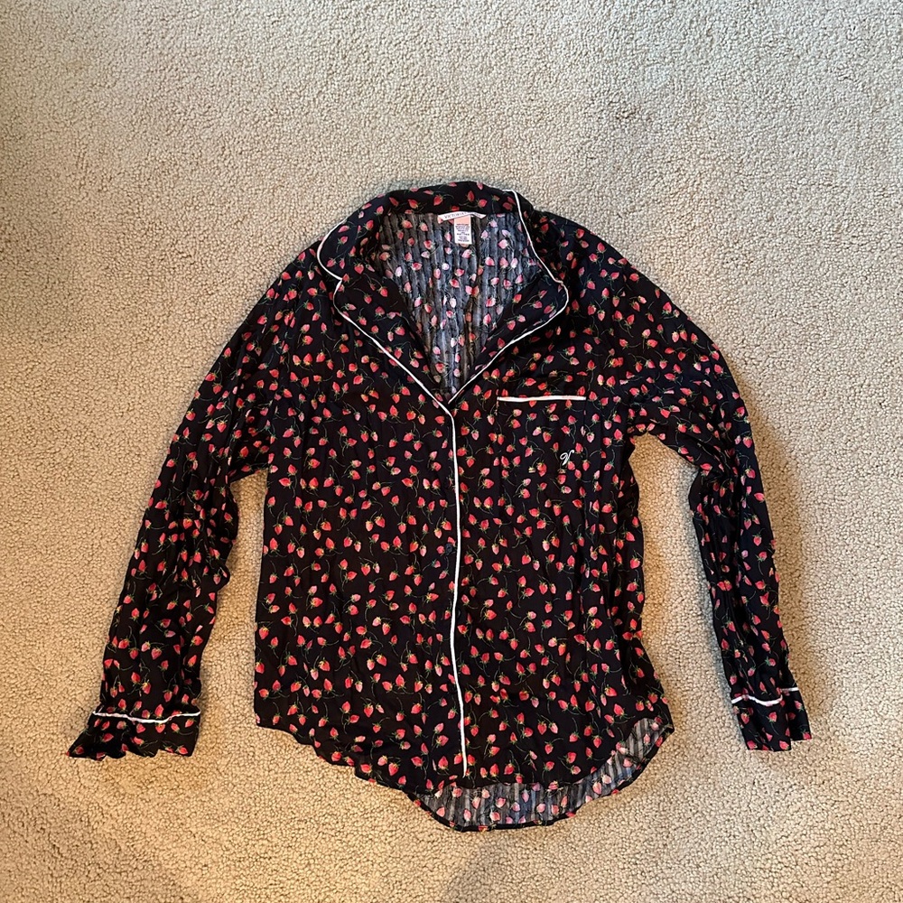 victoria’s secret strawberry sleep shirt